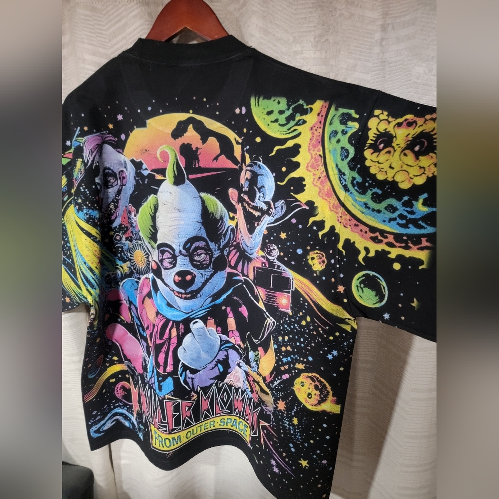 Killer Klowns ALL over Print On SHAKA HEAVYWEIGHT GARMET DYED T SHIRT - Picture 2 of 6